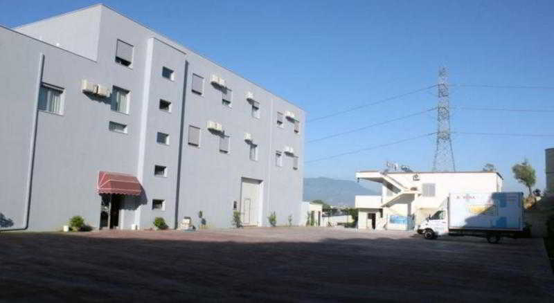 Aurelis Hotel Bërxull Exterior foto